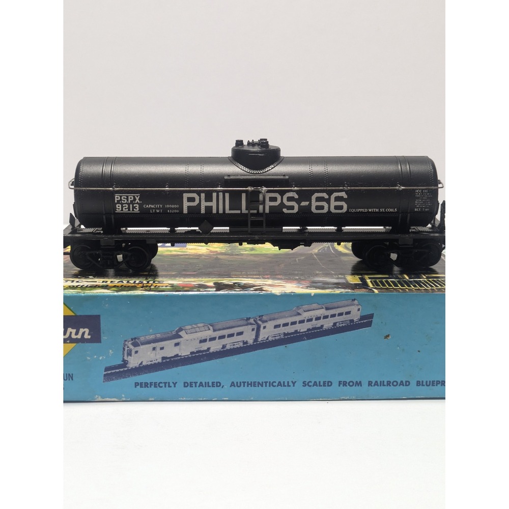 Athearn Vintage HO Scale 40 FT S/D Tank Car Phillips 66 P.S.P.X. 9213 Black